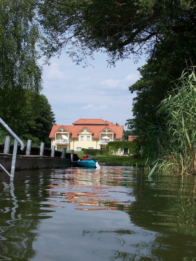 Ferien In Himmelpfort Exteriör bild